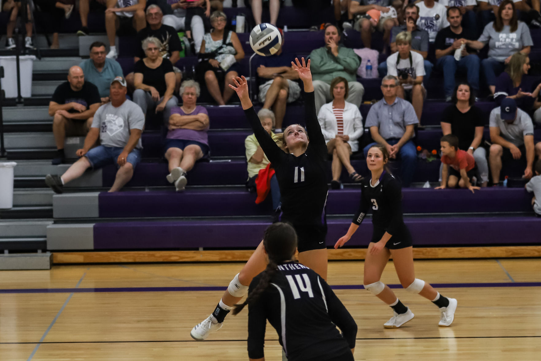 Heartland VB vs Fillmore Central (27).JPG